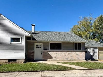 201 N Cherry St