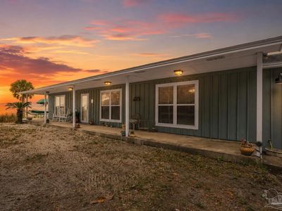 1817 Navarre Sound Cir