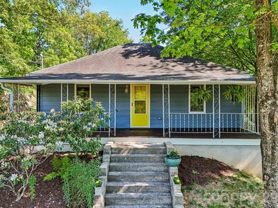 3 View St