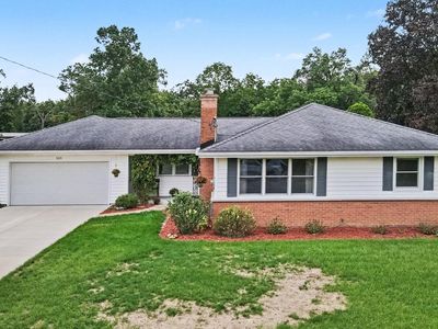 5215 Grosse Pointe St