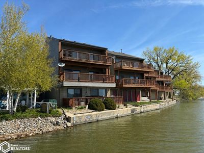 414 E Lake St APT 1
