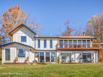 822 Burton Hall Road