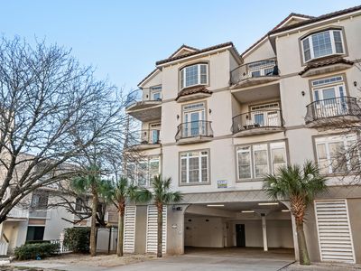 213 76th Ave N APT A