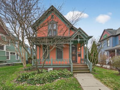 1010 W Washington St