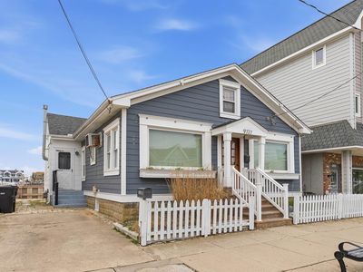 9727 3rd Ave Unit A-1