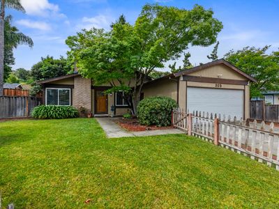 325 Endmoor Ct