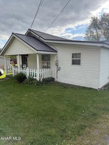 12037 Dunnings Hwy