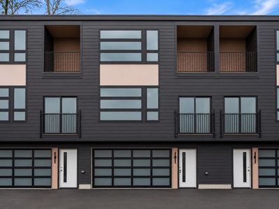 9 Franklin St #2