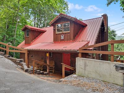 910 Ski View Ln