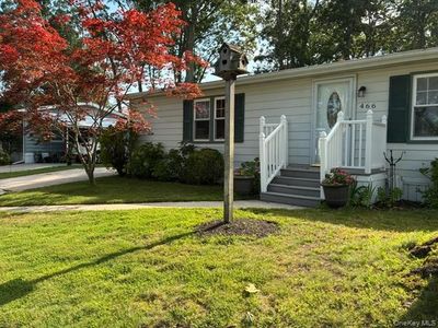 1661 Old Country Road Road #466
