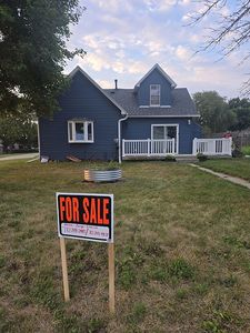 406 2nd St