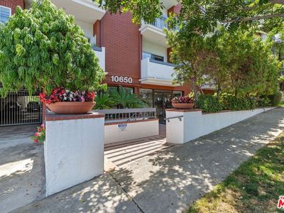 10650 Kinnard Ave APT 205