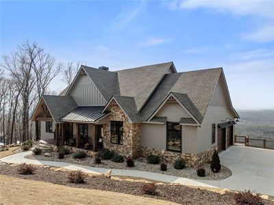 655 Mountainside Dr