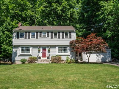 521 Shuttle Meadow Avenue