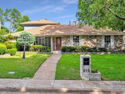 210 N Venice Dr