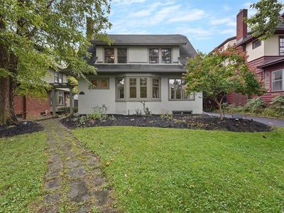 102 Berkeley Dr