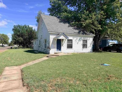 111 N 5th St