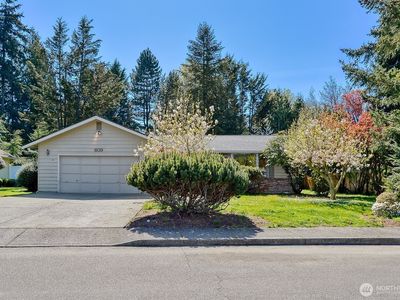 609 Wood Creek Drive