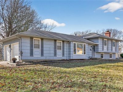 Property at 301 Hargis Ln, Belton, MO