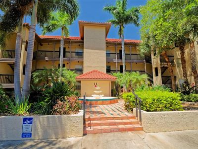 2400 Feather Sound Dr APT 1125