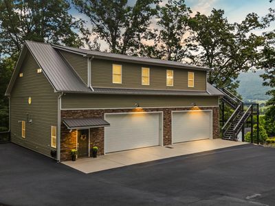 257 Scenic Hollow Dr