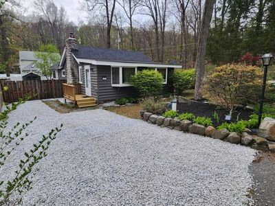 5 Sanoset Rd