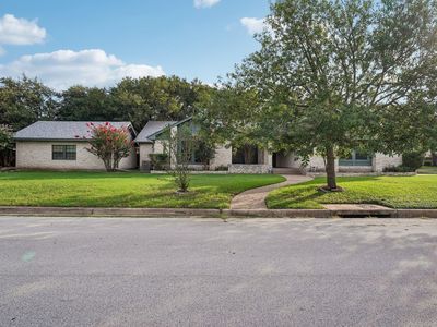 3700 Shady Valley Dr
