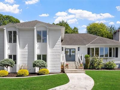 83 Nicole Dr