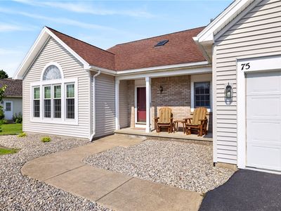 75 Pickering Dr