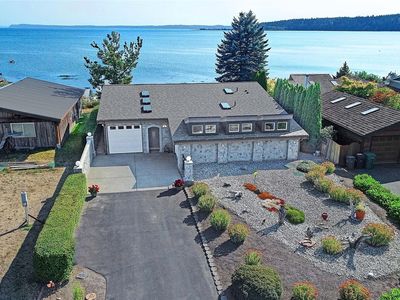 870 Livingston Bay Shore Drive