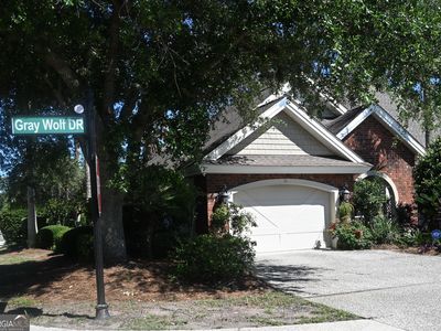11 Gray Wolf Dr