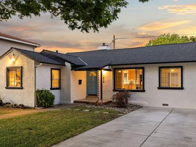 1434 N San Pedro St