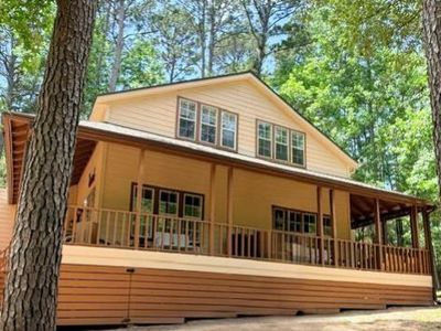 40 Dartmoor Ct