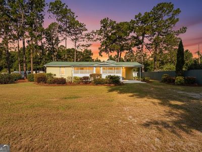 5605 N Highway 33