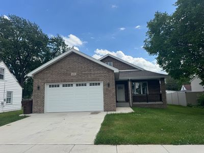 6939 W 95th Pl