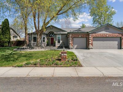 10220 N Palisades Way