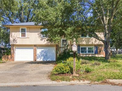 Property at 103 Fairview Ave, Warrensburg, MO