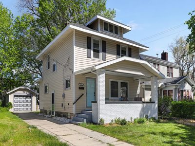 1152 Calvin Ave SE