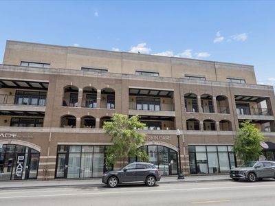 1423 W Belmont Ave APT 4