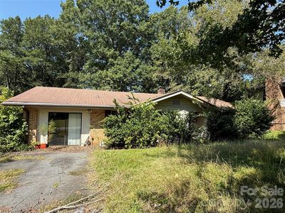 6737 Cardigan Ave