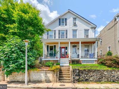 1330 Morling Ave W