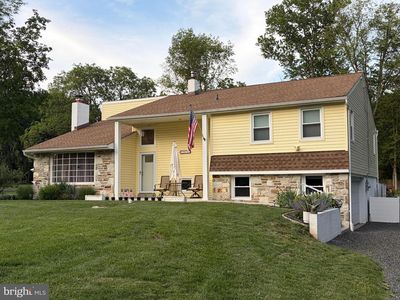 2813 Country Ln