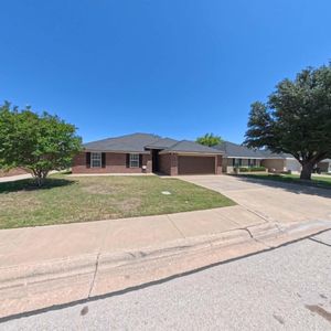 5204 Lavaca Ave