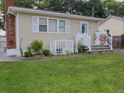 23 Peters Boulevard