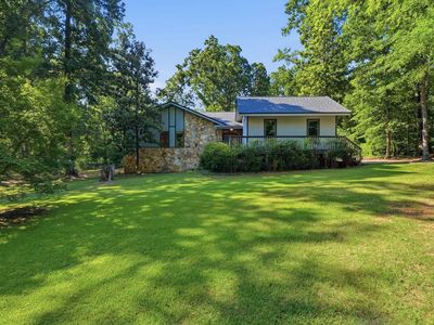2 Red Oak Rd