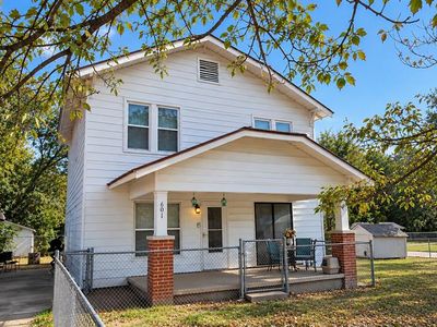 Property at 601 N Burgess St, Holdenville, OK