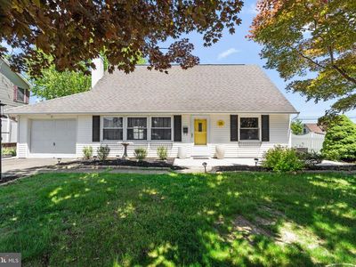 Property at 25 Cable Rd, Levittown, PA