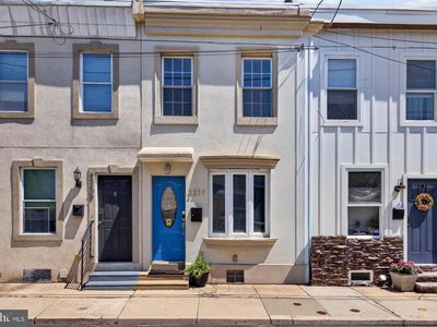 2211 E Harold St