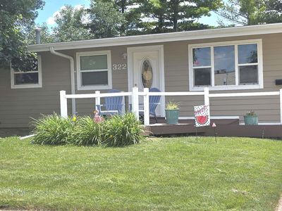 322 W 27th St