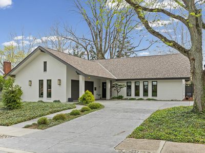 2226 Carberry Dr